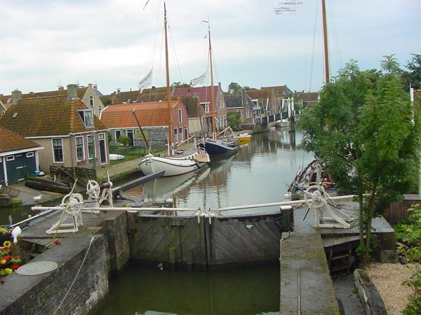 HINDELOOPEN