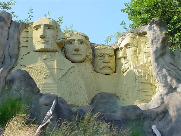 LEGOLAND