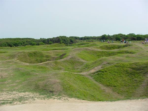 POINTE DU HOC - THE BOMBARDMENT CRATERS BEFORE THE LANDING