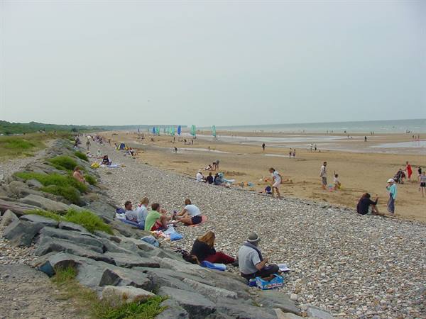 OMAHA BEACH - 60 YEARS LATER
