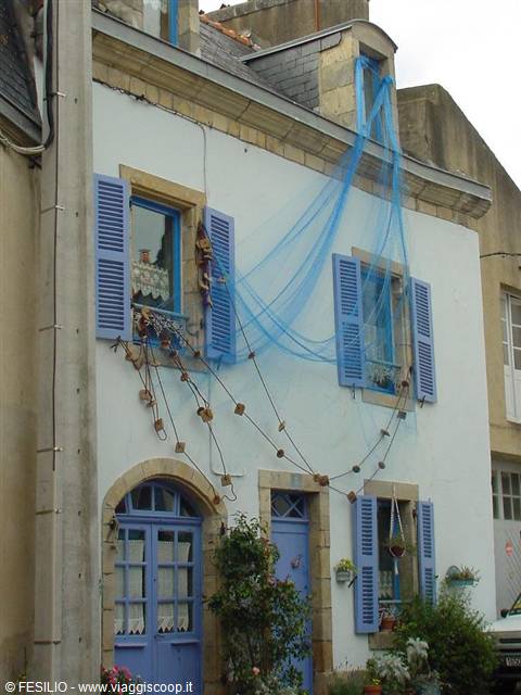 DOUARNENEZ