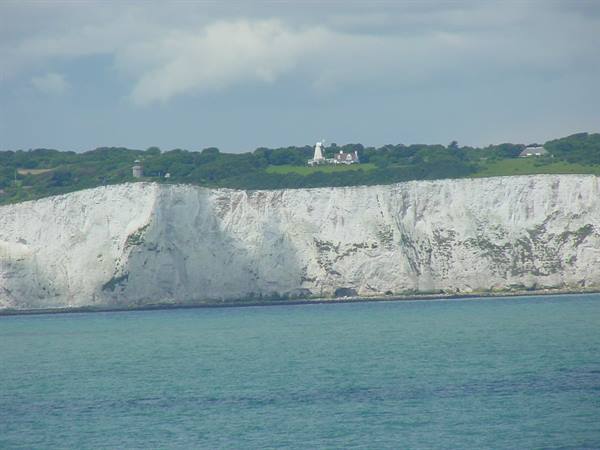 THE WHITE CLIFFS OF DOVER