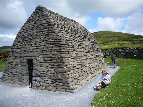 GALLARUS ORATORY