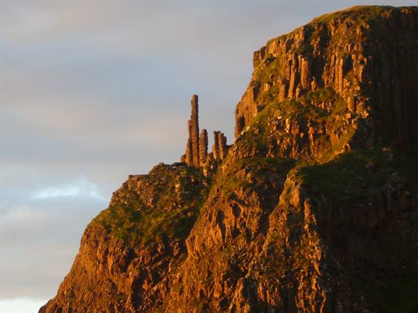 GIANTS' CAUSEWAY