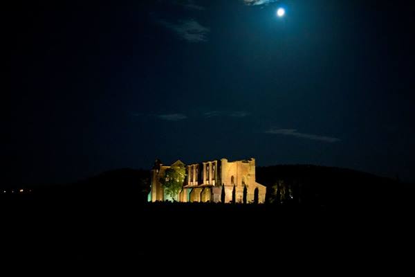 San Galgano at night