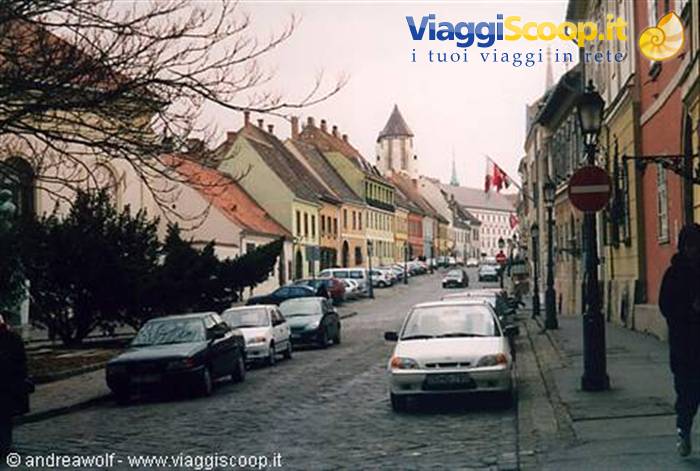 A glimpse of the Old Town (Var)