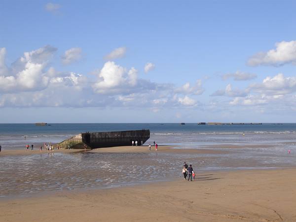 Arromanches, landing beach