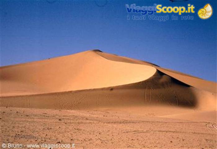 Dunes in the Acacus