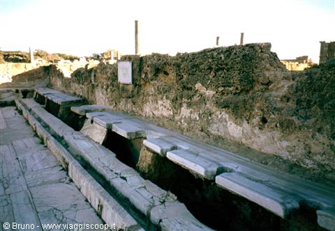 Leptis Magna - Latrines