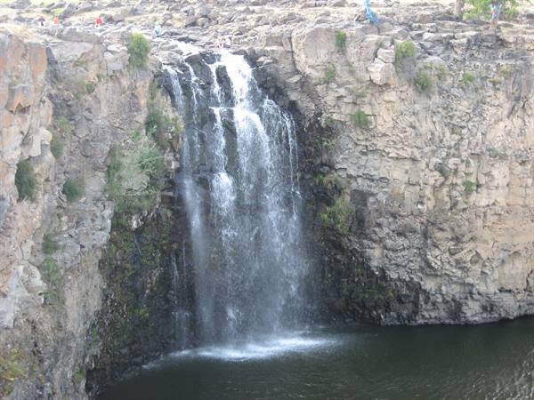 Orkhon Khurkhree waterfall