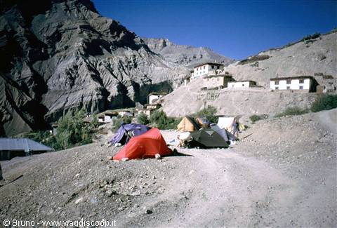 Camp at Lhalung