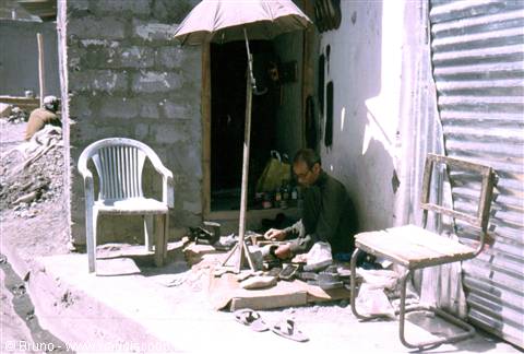 Shoemaker in Kaza