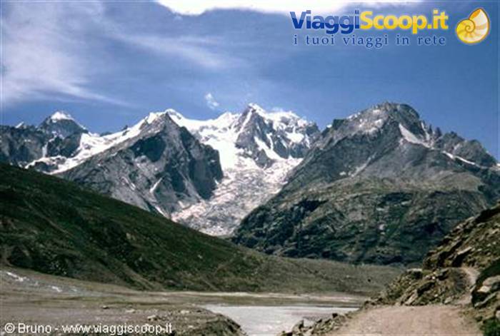 Towards Manali