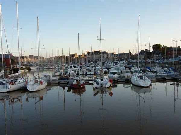 low tide in paimpol