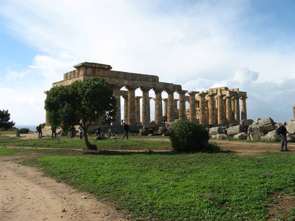 Selinunte : Temple E