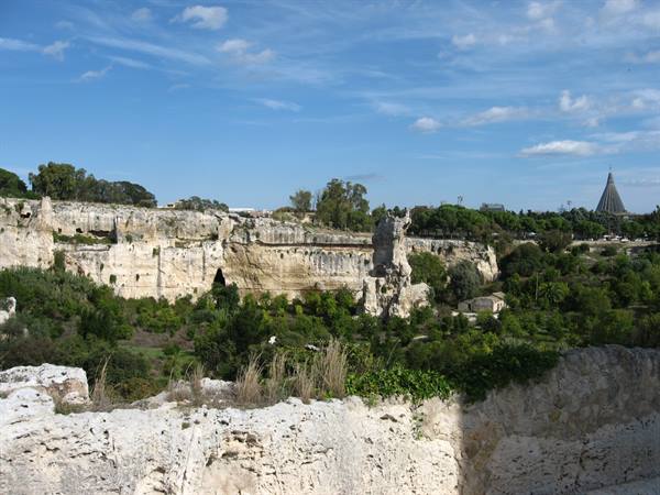 Syracuse : the Latomia