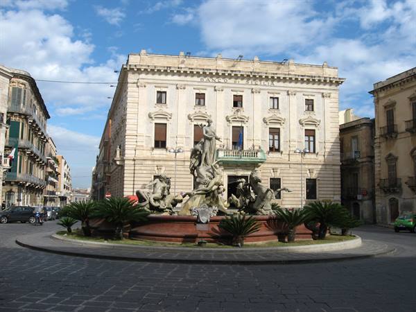 Syracuse : Piazza Archimede