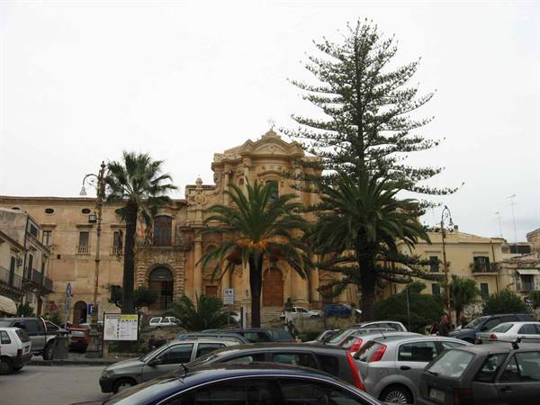 Noto : a church