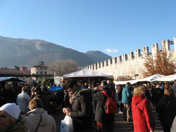Trento : the Christmas Market and Santa Lucia Fair