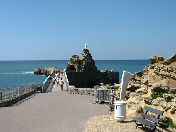 Cliffs in Biarritz
