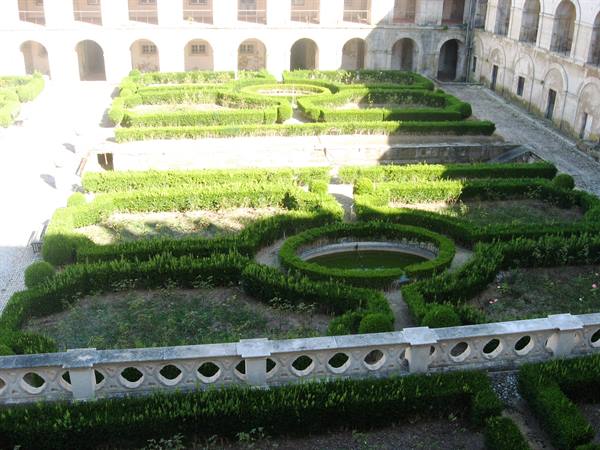 Alcobaca : the convent