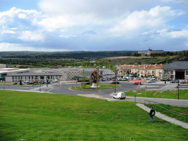 Avila parking