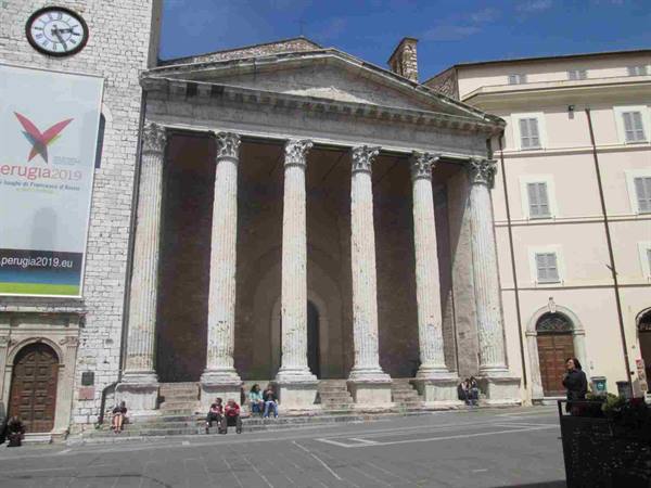 Assisi Temple of Minerva