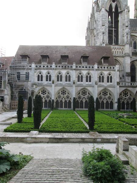 ST. Ouen