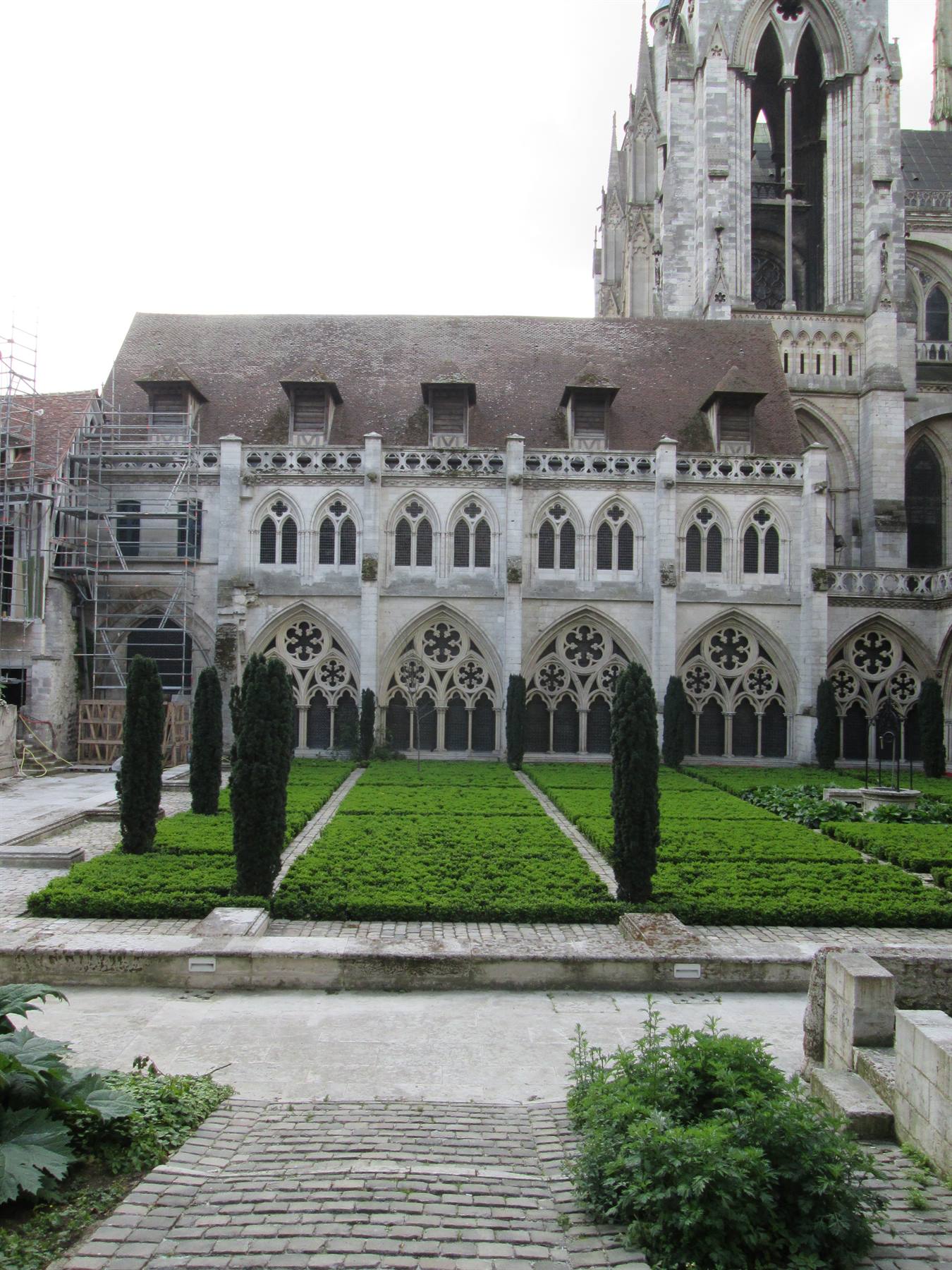 ST. Ouen