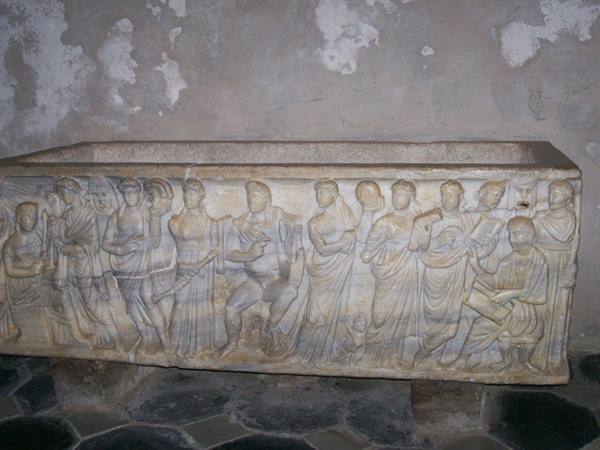 San Gavino - crypt