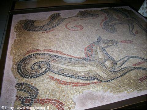 Bath - Baths - archaeological artifact