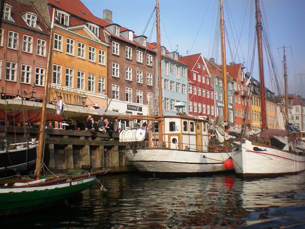 canal in copenhagen