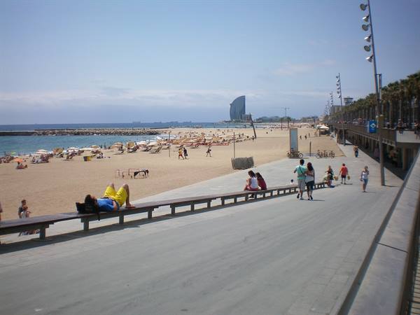 barcelona beach