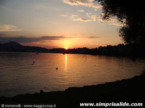 The sunset seen from the lakeside of Lucerne