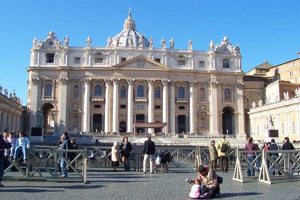 ST PETER'S SQUARE