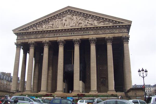 LE MADELEINE