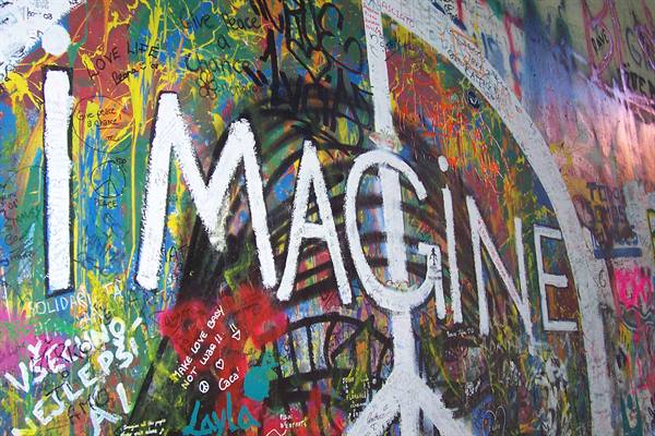 JOHN LENNON WALL