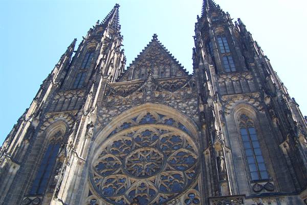 ST. VITUS CATHEDRAL