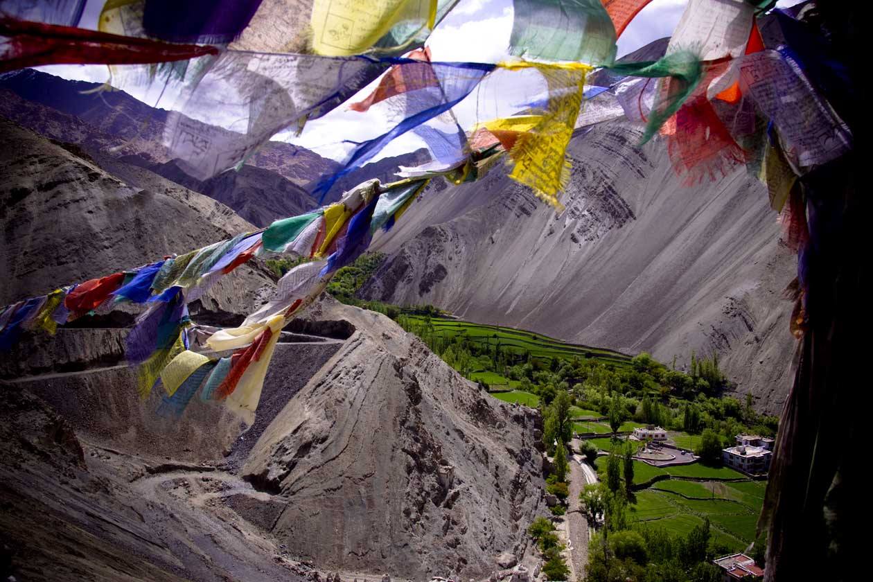 tibetan flags
