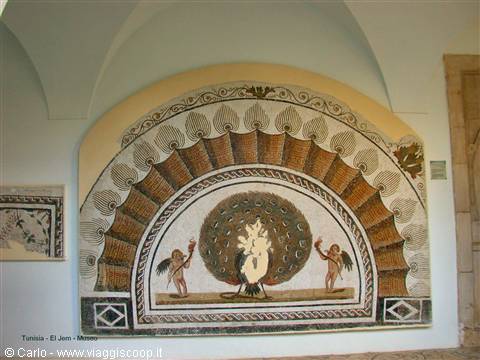 Roman shell-shaped mosaic with two cupids, Bardo Museum, Tunis