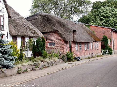 Hojer - Typical house with thatched roof