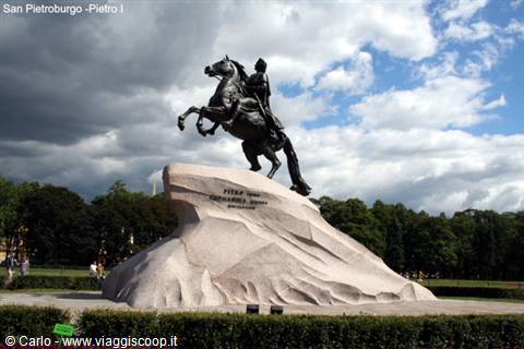 Equestrian statue of Peter the Great on a granite cliff, Saint Petersburg