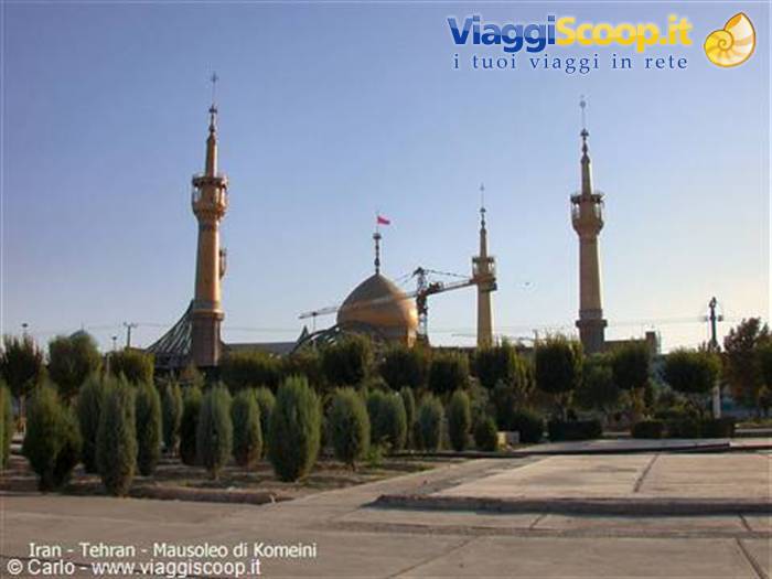 Golden dome and minarets of Khomeini Mausoleum in Tehran