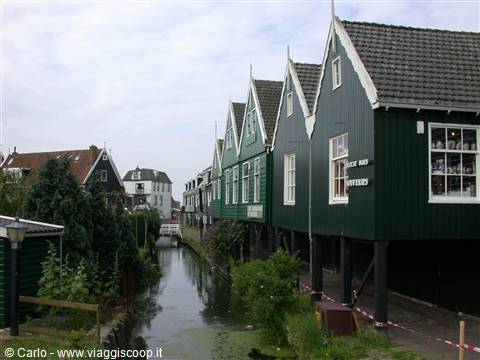 Marken