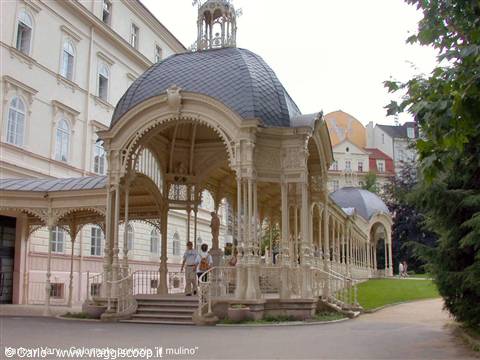 Karlovy Vary - Corinthian colonnade 'The mill'