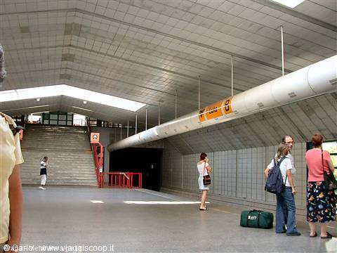 Prague - Yellow line metro - camping stop - Luka