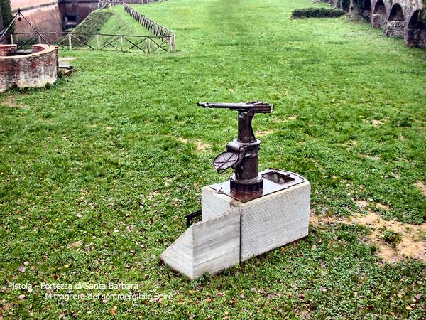 Pistoia - Fortress of Santa Barbara - Machine gun of the Submarine Scirè