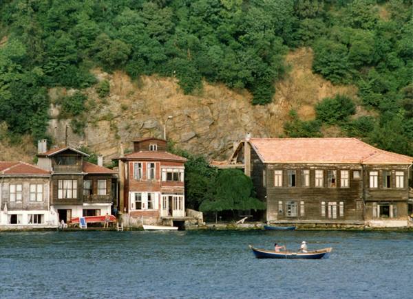 Turkey - Istanbul - on the Bosphorus