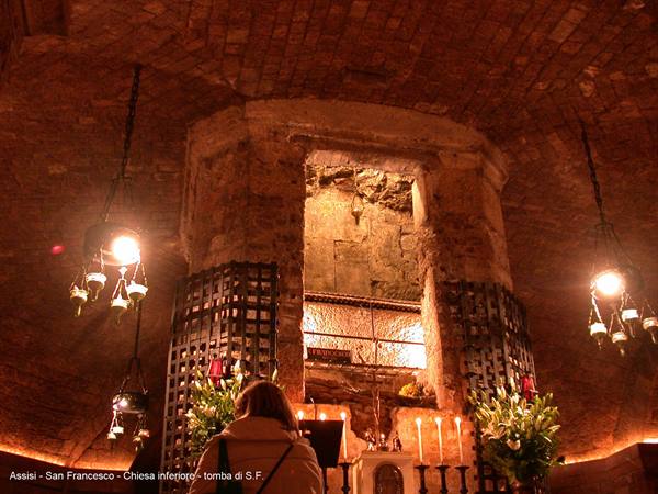 Assisi - San Francesco - Lower Church - Tomb of St F.