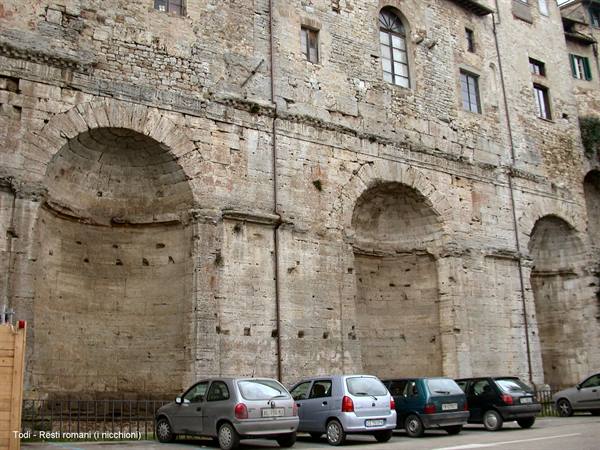 Todi - Roman remains (the Nicchioni)